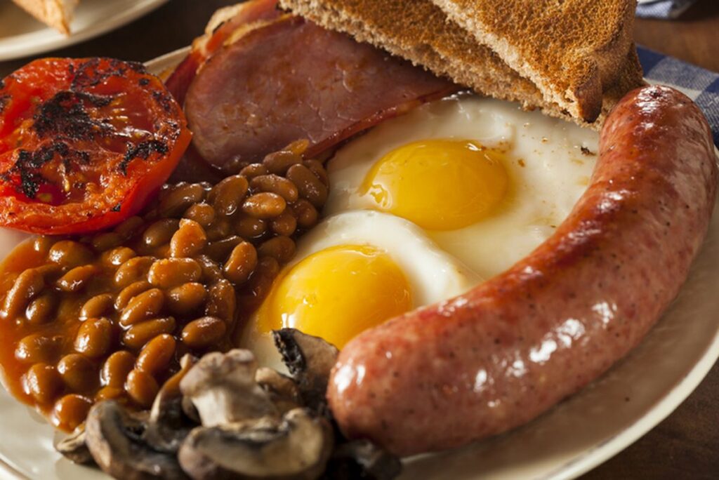 Pengalaman Sarapan Autentik Ala Inggris di King Diner
